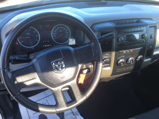 2011 RAM Ram Pickup 1500 4x4 ST 2dr Regular Cab 8 ft. LB Pickup